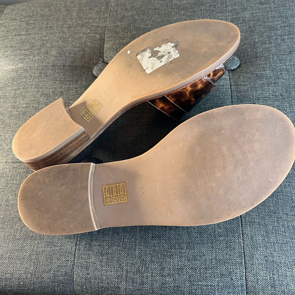 Jeffrey Campbell Free People Tortoise Brown Sandals with Gold Buckle - Picture 5 of 10